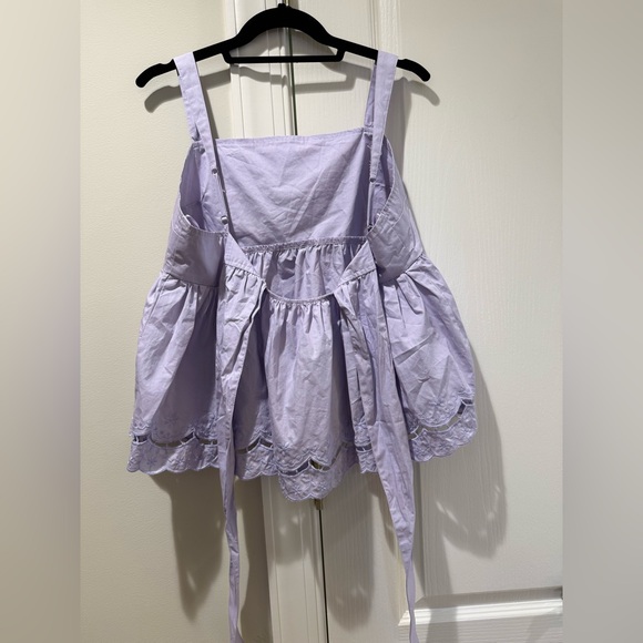 NWT Francesca’s purple blouse with tie in back - Picture 2 of 3